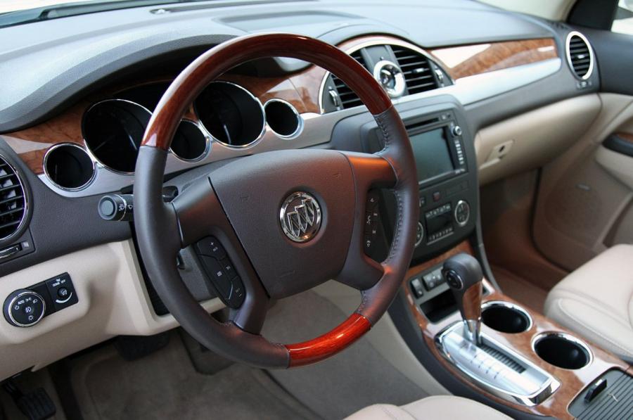  Buick Enclave CXL AWD 2010 года  (фото 25 из 51)